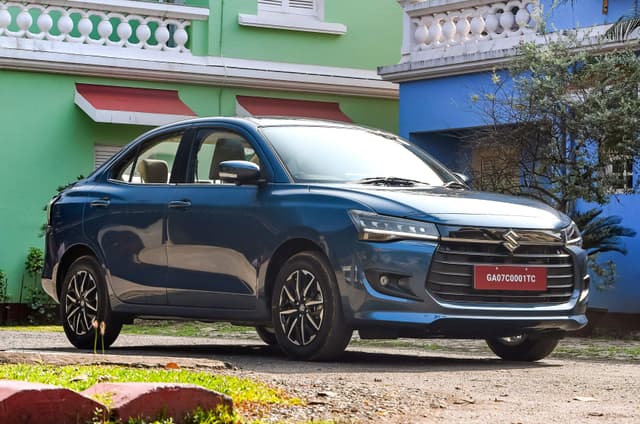 New Maruti Dzire front quarter Image - 7964